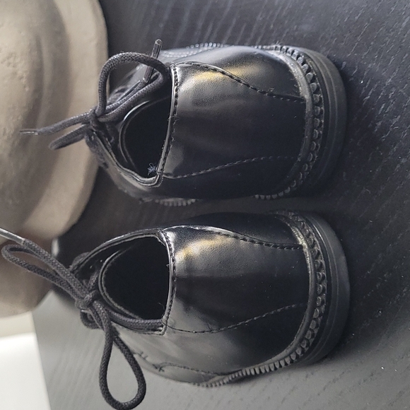 TKS DRESS SHOES (New) - Picture 5 of 8